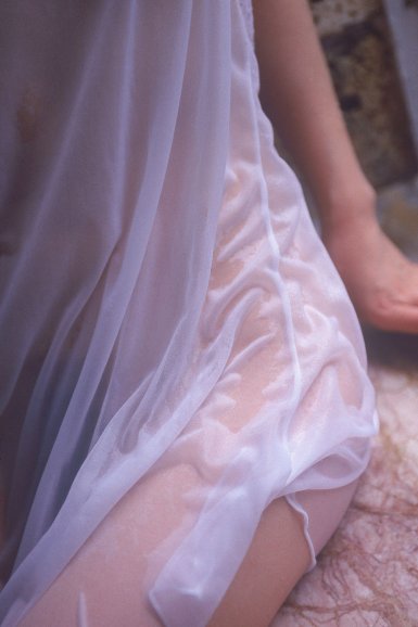 乐鱼app下载页_病中赠张十八(图2) 乐鱼体育手机版