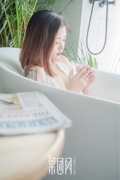 “乐鱼app下载地址”世界蜜蜂日:联合国彰显保护大自然甜蜜使者不可替代的重要作用(图2) 乐鱼app下载地址